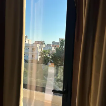 En Ad מלון קסאמיל