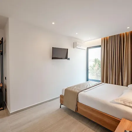 Hotel En Ad Ksamil