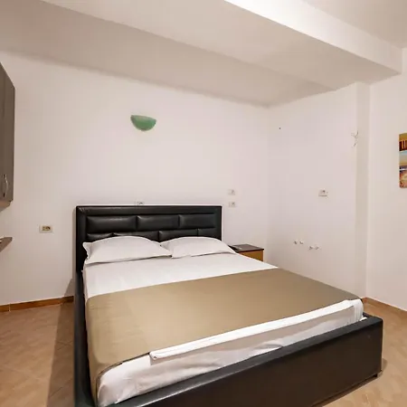 En Ad Hotel 3*