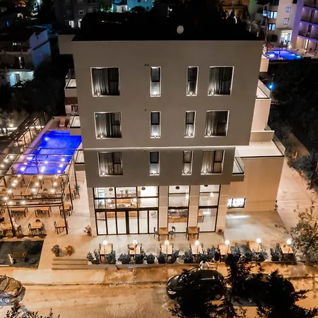 Hotel Enad 4*