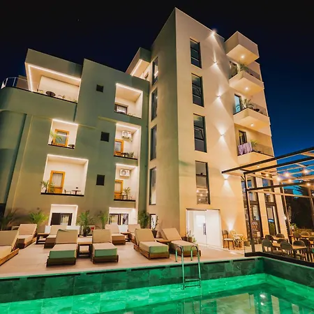 Hotel Enad 4*