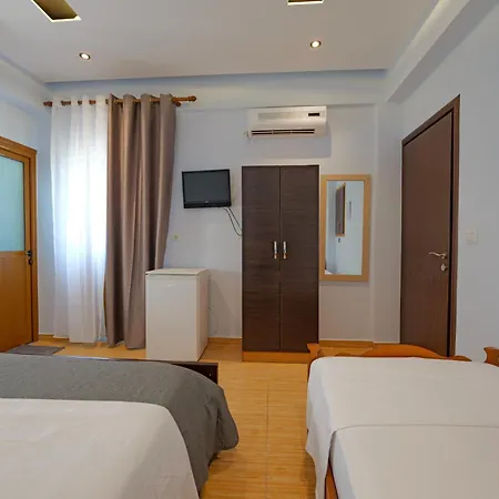 En Ad Hotel Ksamil