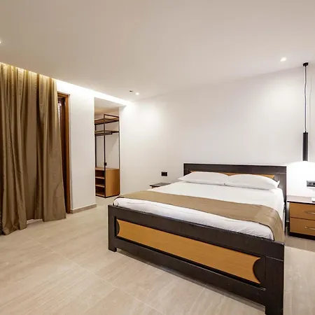 Hotel En Ad