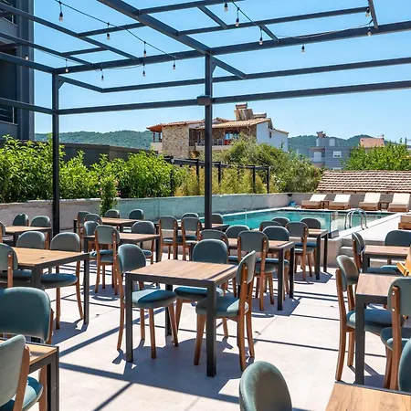 Hotel Enad 4*