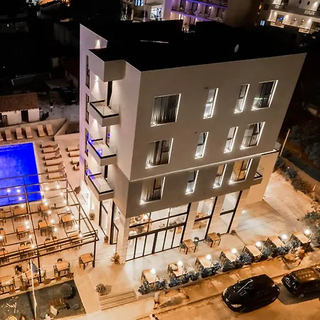Enad Hotel