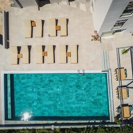 Hotel Enad 3*
