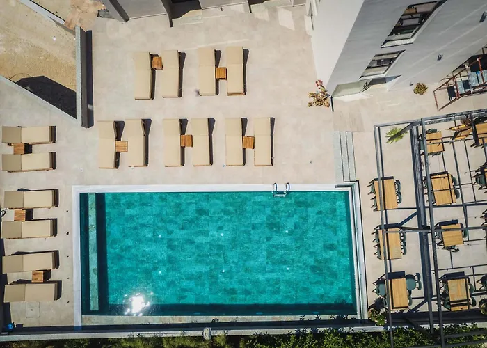 Hotel Enad 3*