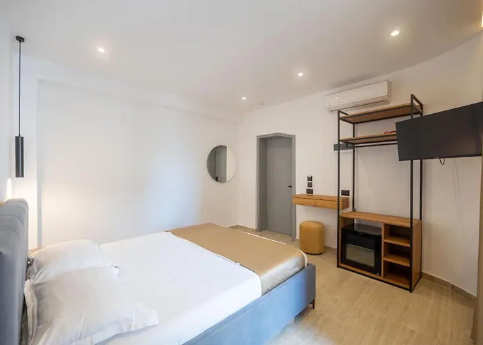 Enad Hotel 4*