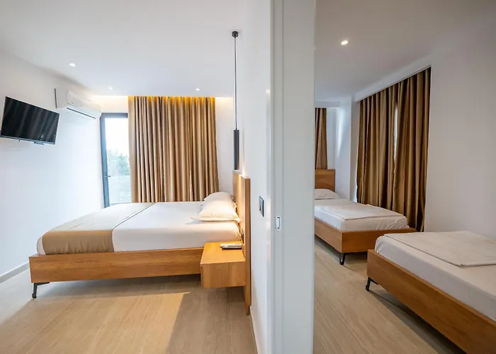 Hotel Enad 4*
